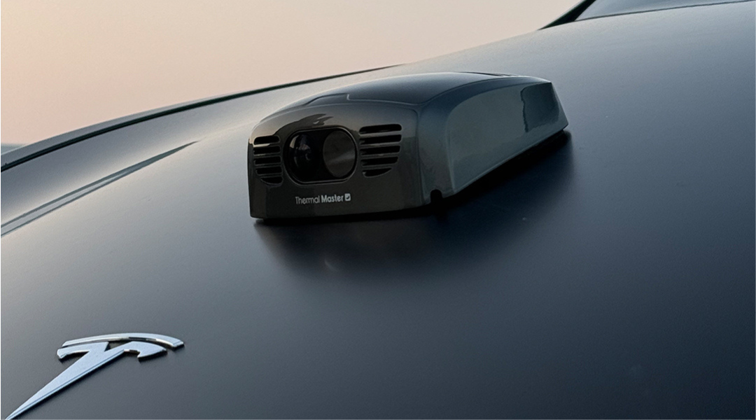 Thermal imaging night vision device installed on Tesla vehicles