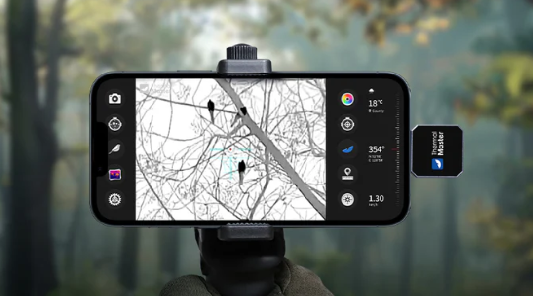 Birdwatching with a Mobile Thermal Camera