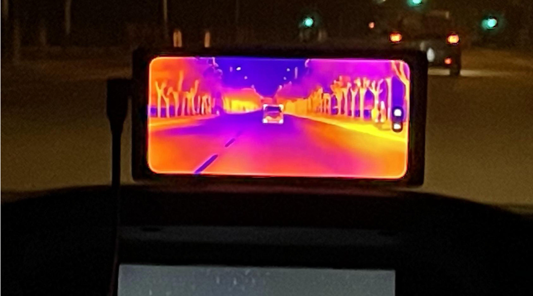 Thermal Night Vision System Detects Road Conditions