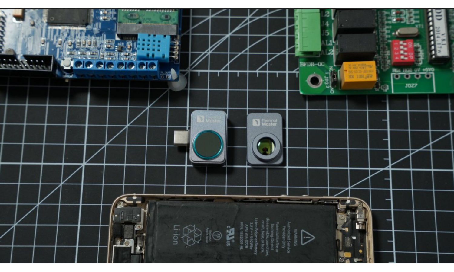 Miniature thermal imager