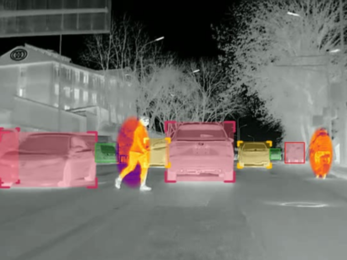 Automotive thermal imaging road condition map