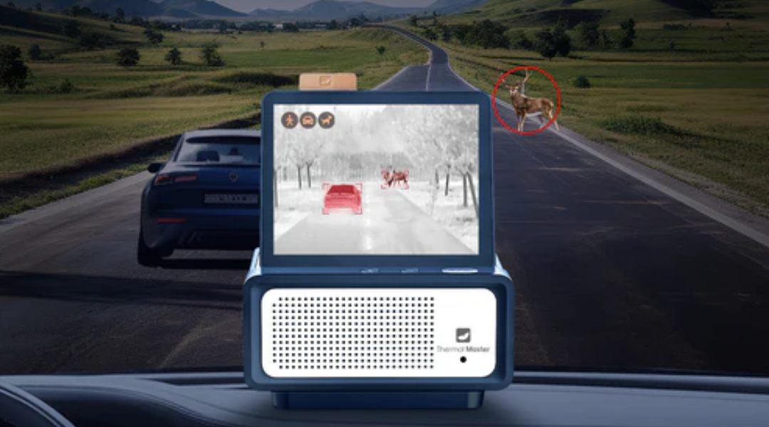 Automotive thermal imaging night vision device